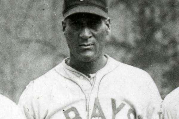 Negro Leagues pitching star and future Hall of Famer Smokey Joe Williams dies at the age of 69